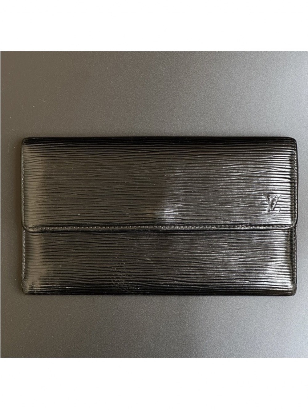 Louis Vuitton Epi Sarah Long Wallet Black